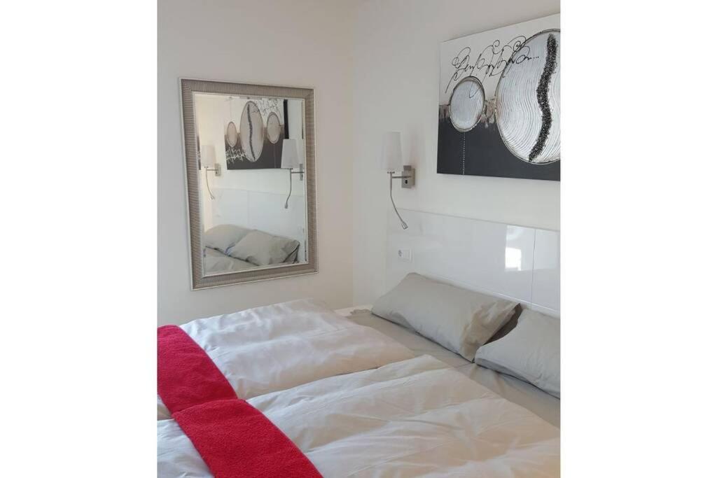 Modern Apartment With Stunning Sea View Cala Millor  Exterior foto